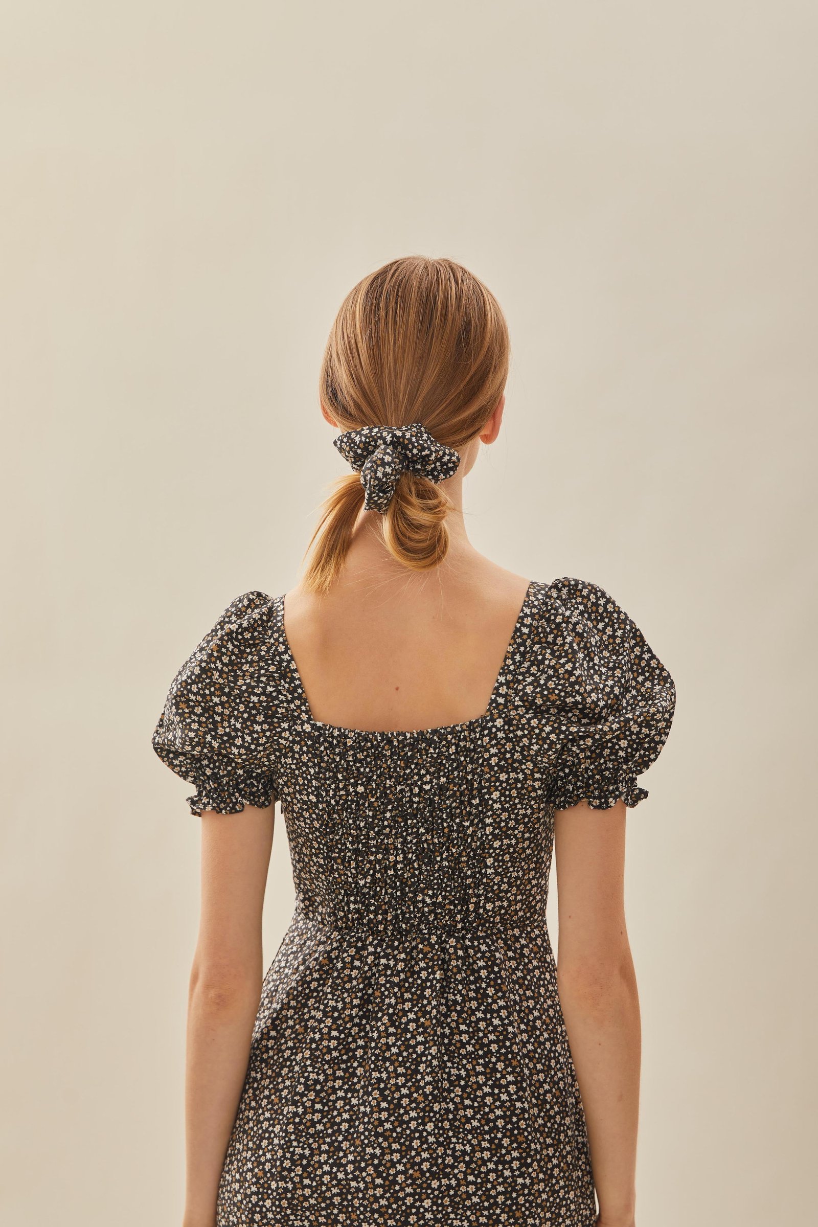 Cotton Scrunchie in Nightfall Bloom - Image 2