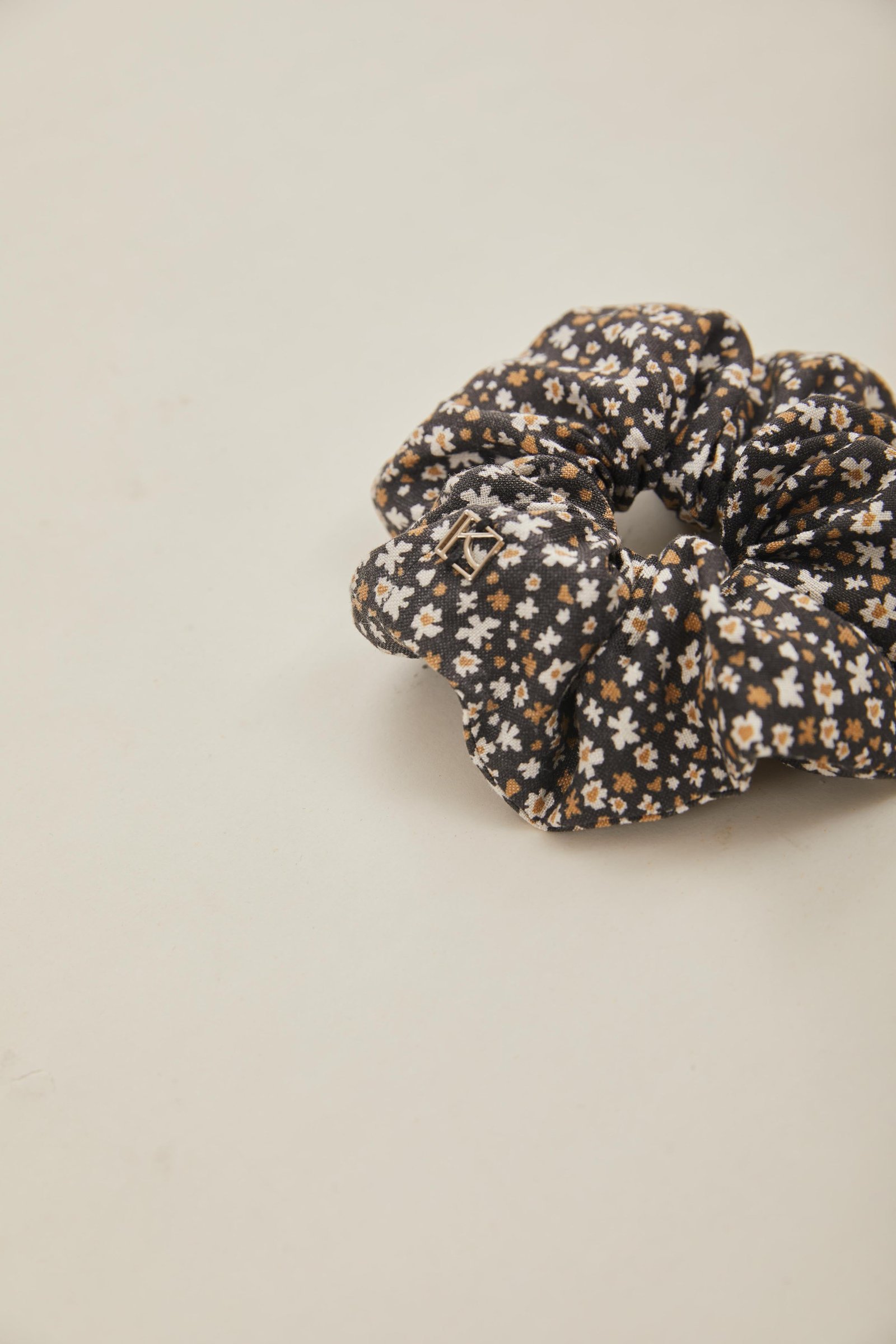 Cotton Scrunchie in Nightfall Bloom - Image 5