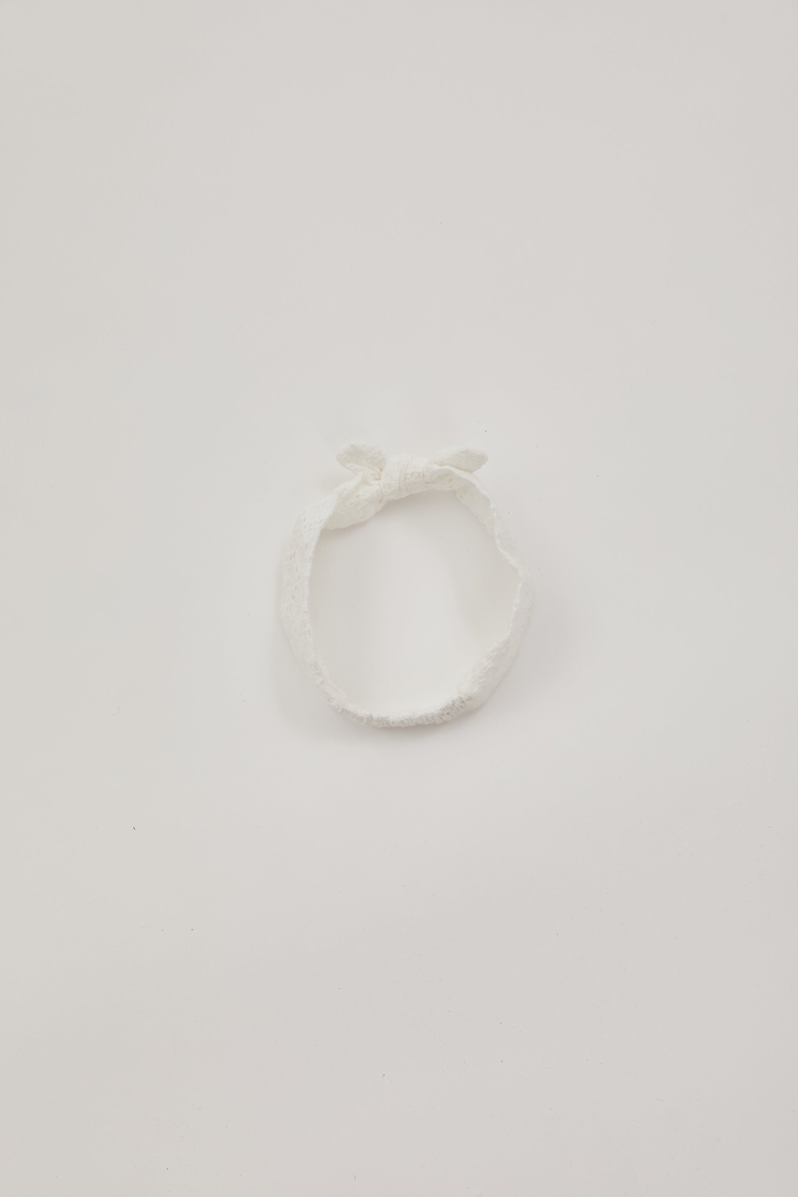 Mini Knotted Headband in Crochet - Image 3