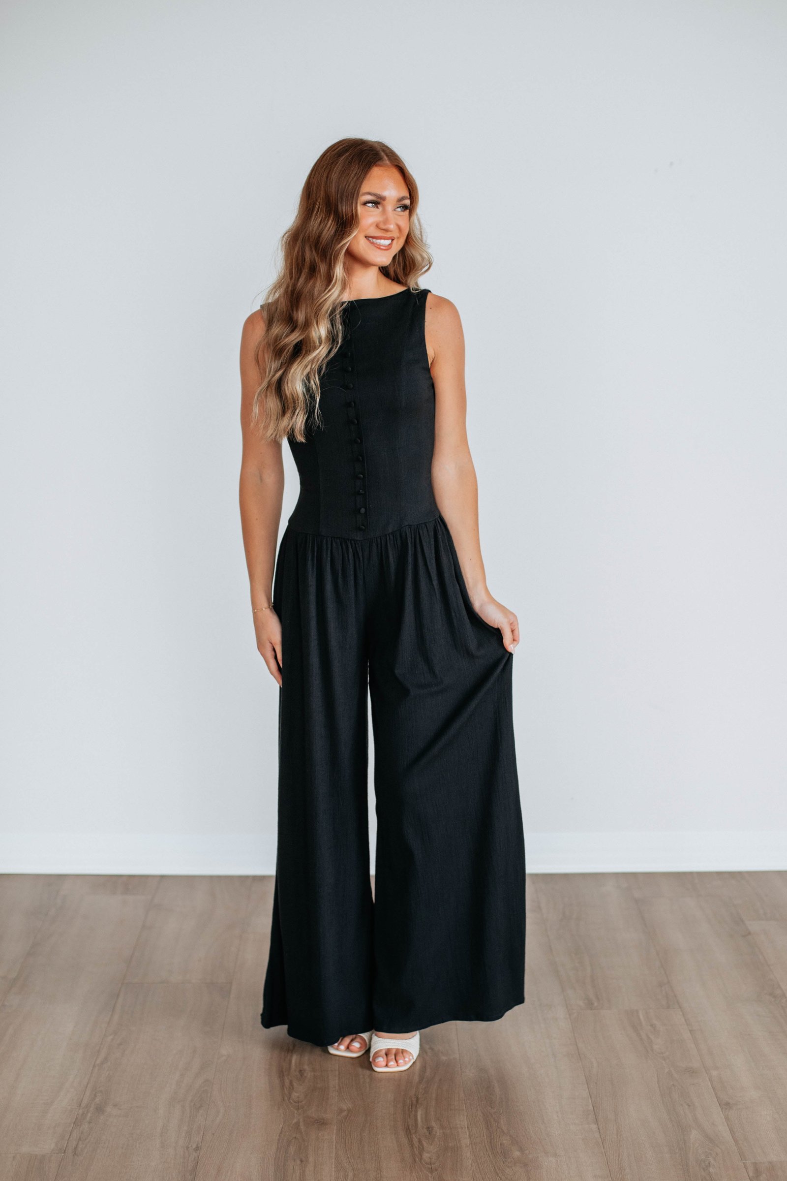 Noelle Linen Jumpsuit - Image 4