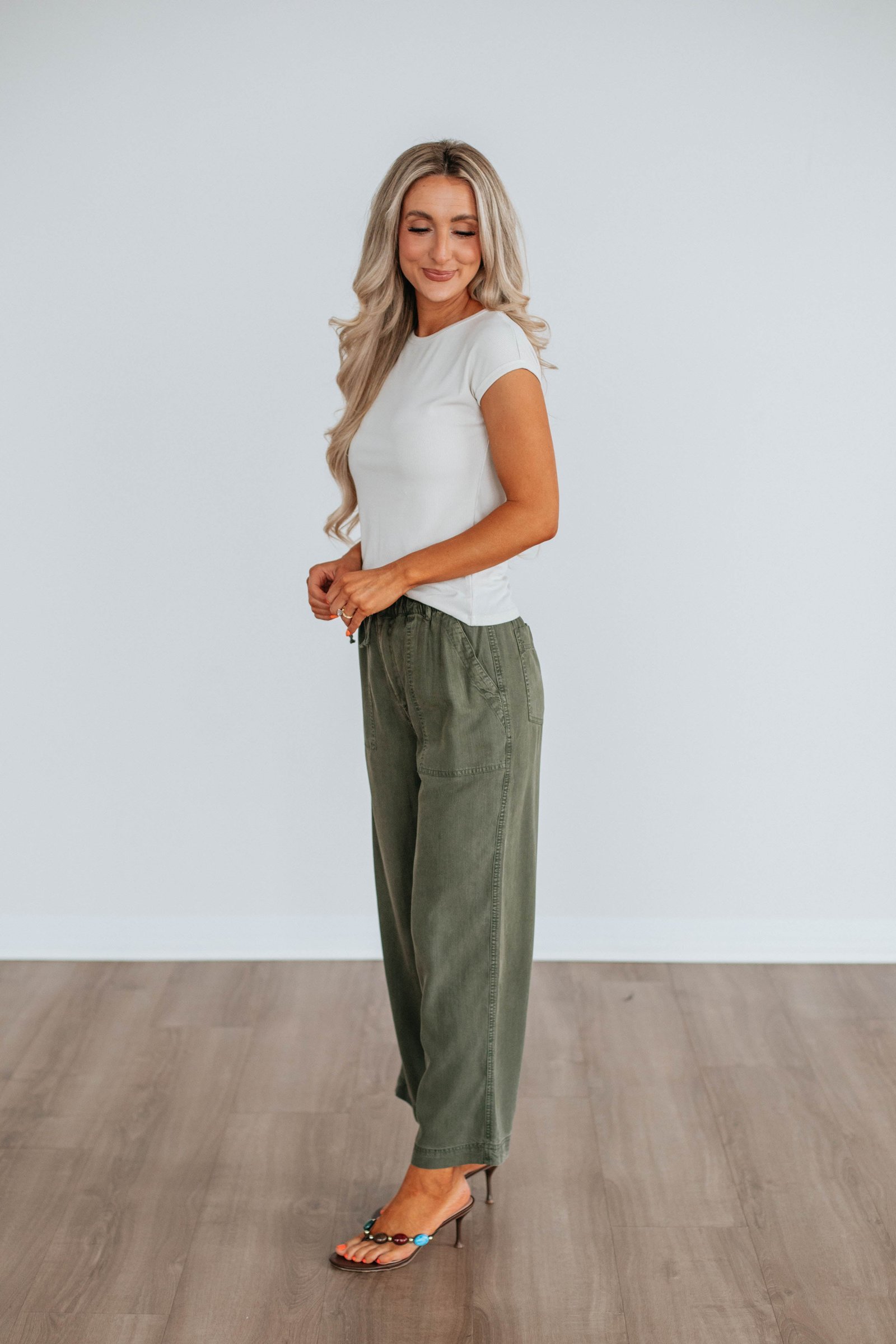Evryn Wide Leg Pants - Image 9