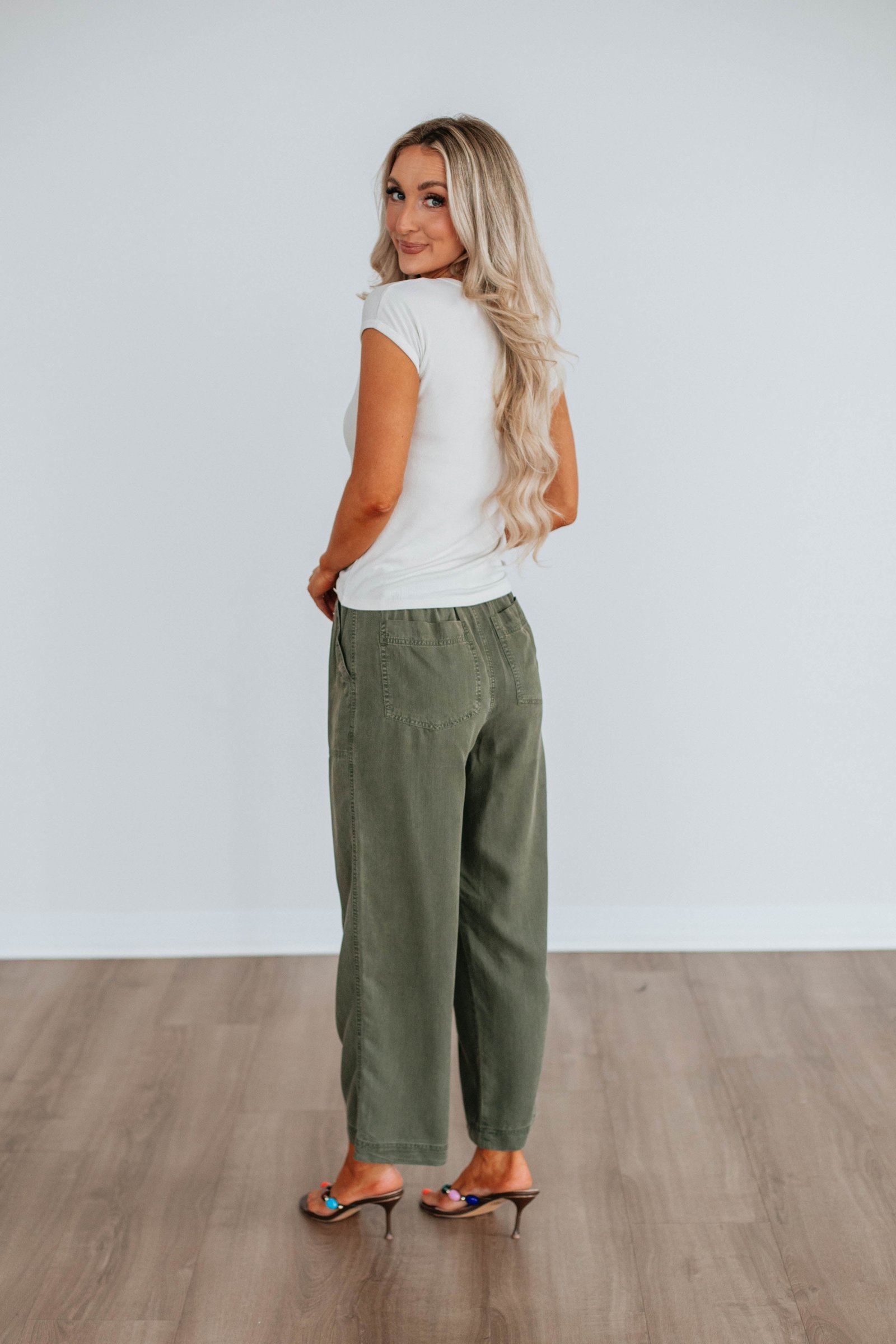 Evryn Wide Leg Pants - Image 11