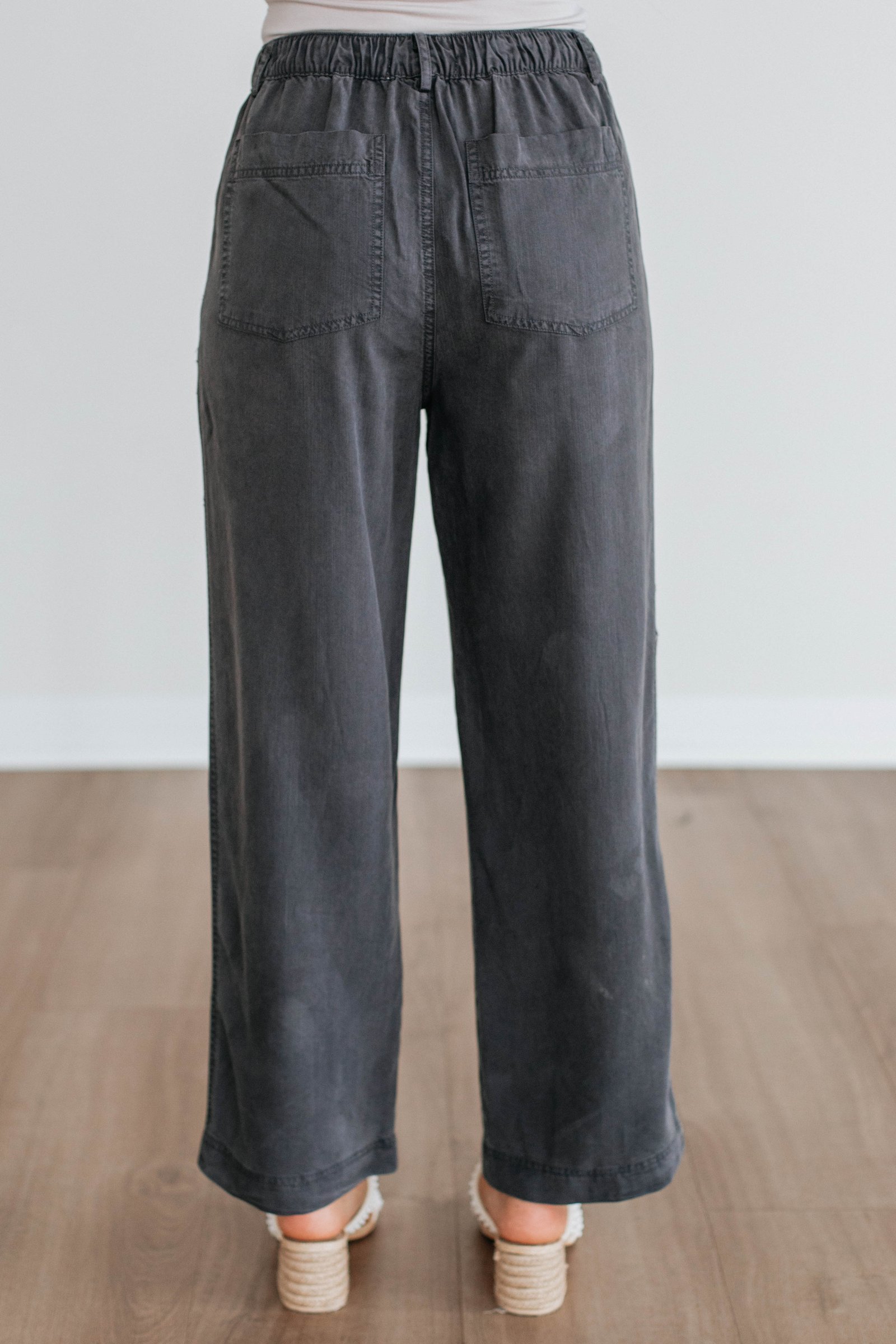 Evryn Wide Leg Pants - Image 17